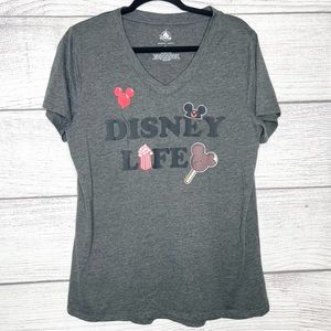 Disney Life Gray V Neck Short Sleeve T-Shirt Women’s Size Large
